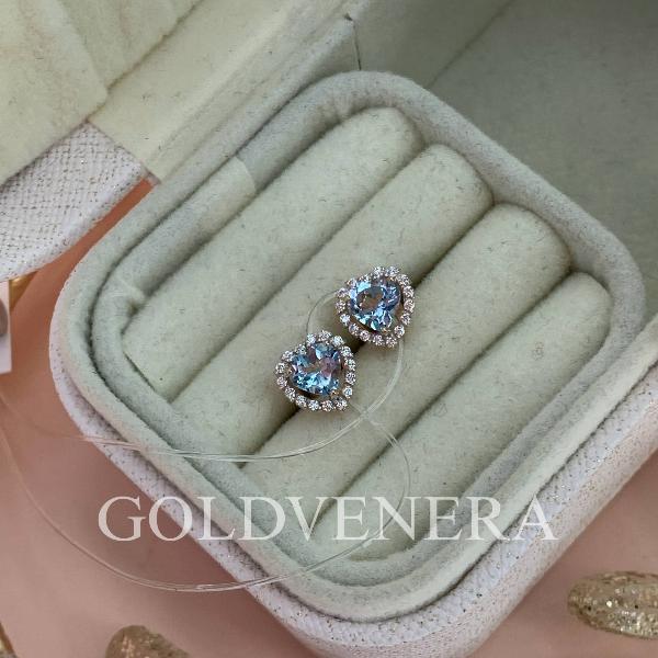 Серьги-пусеты из красного золота с нежно-голубым Топазом